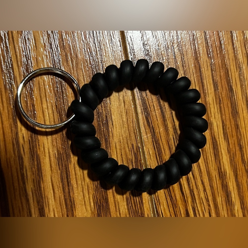 Key rings - Picture 3 of 4